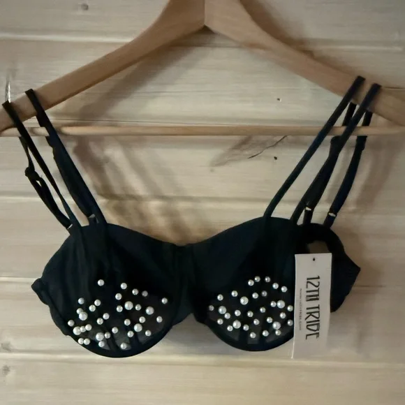 12th Tribe Black Pearl Embellished Bralette Size Large New With Tags - Picture 2 of 3